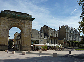 Porte de Paris - NEVERS