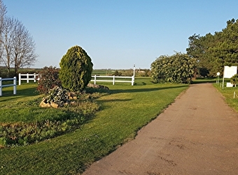 Golf Public du Nivernais - MAGNY-COURS