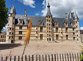Le Palais ducal - NEVERS
